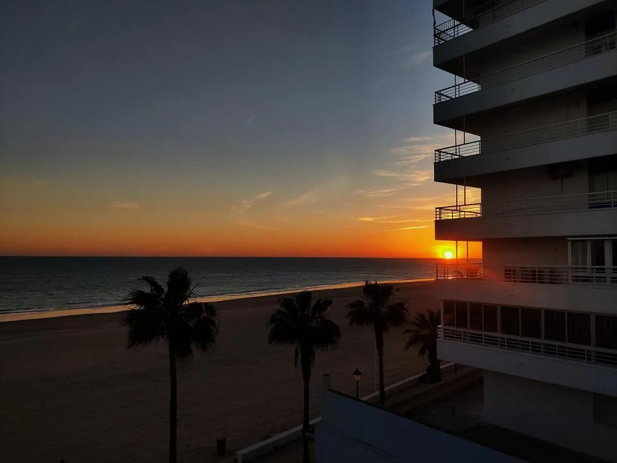 Apartment Ferienwohnung Atico Al Sol En Primera Linea De Playa Rota