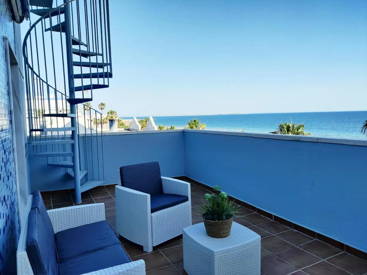 Atico Al Sol En Primera Linea De Playa Apartment Rota
